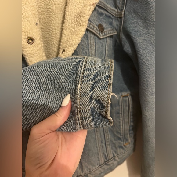 SOLD - Picture 4 of 5